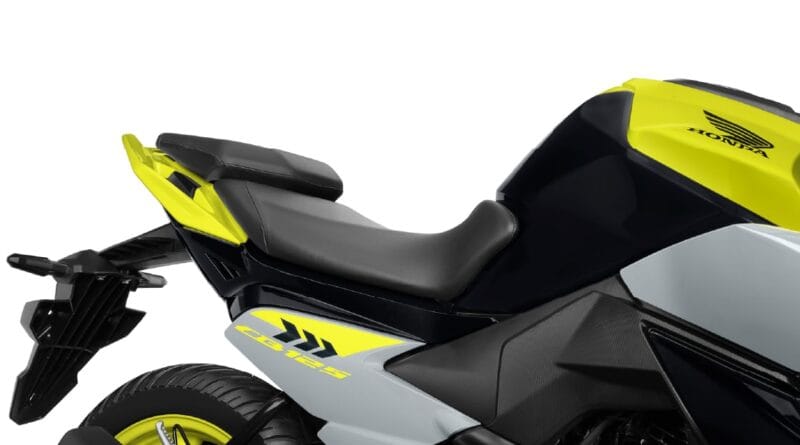 CB125 Hornet - Image 2