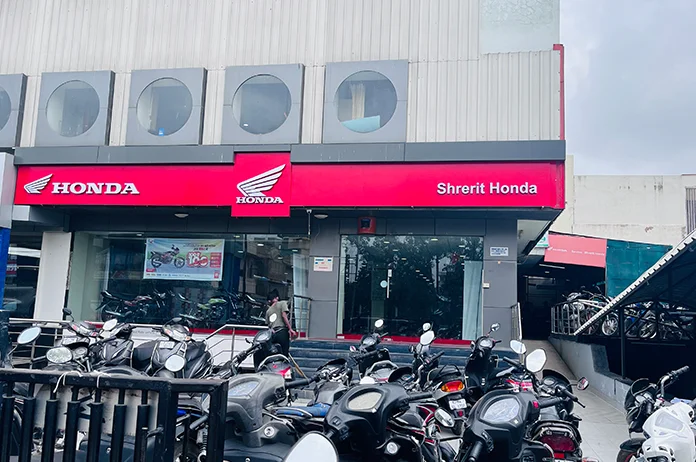 Honda Showroom Interior
